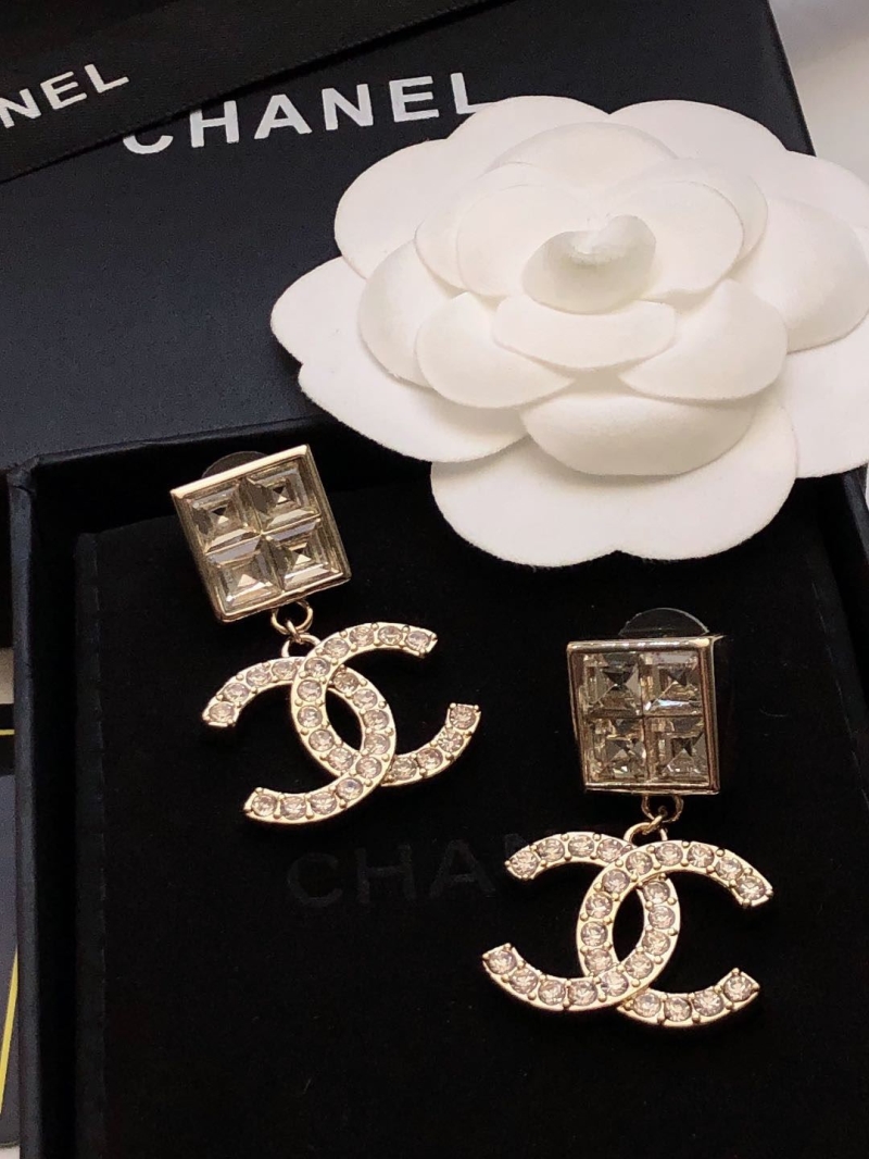 Ch**el earrings